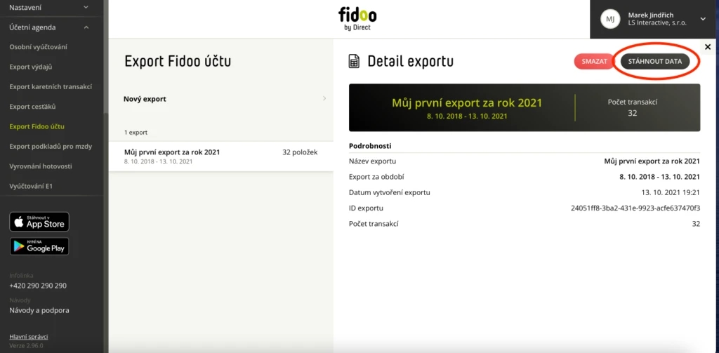 Ve vytvořeném exportu zvolte černé tlačítko Stáhnout data.